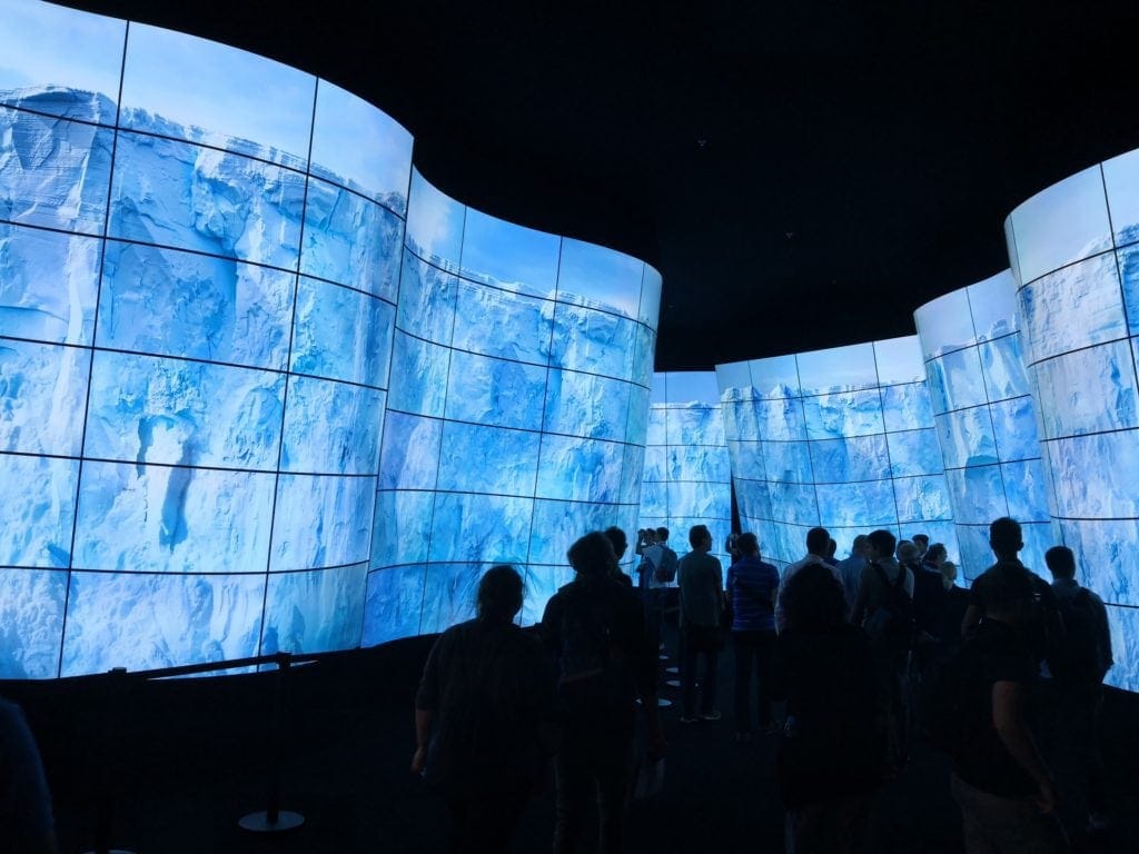 LG Flexible OLED 1024x768 1