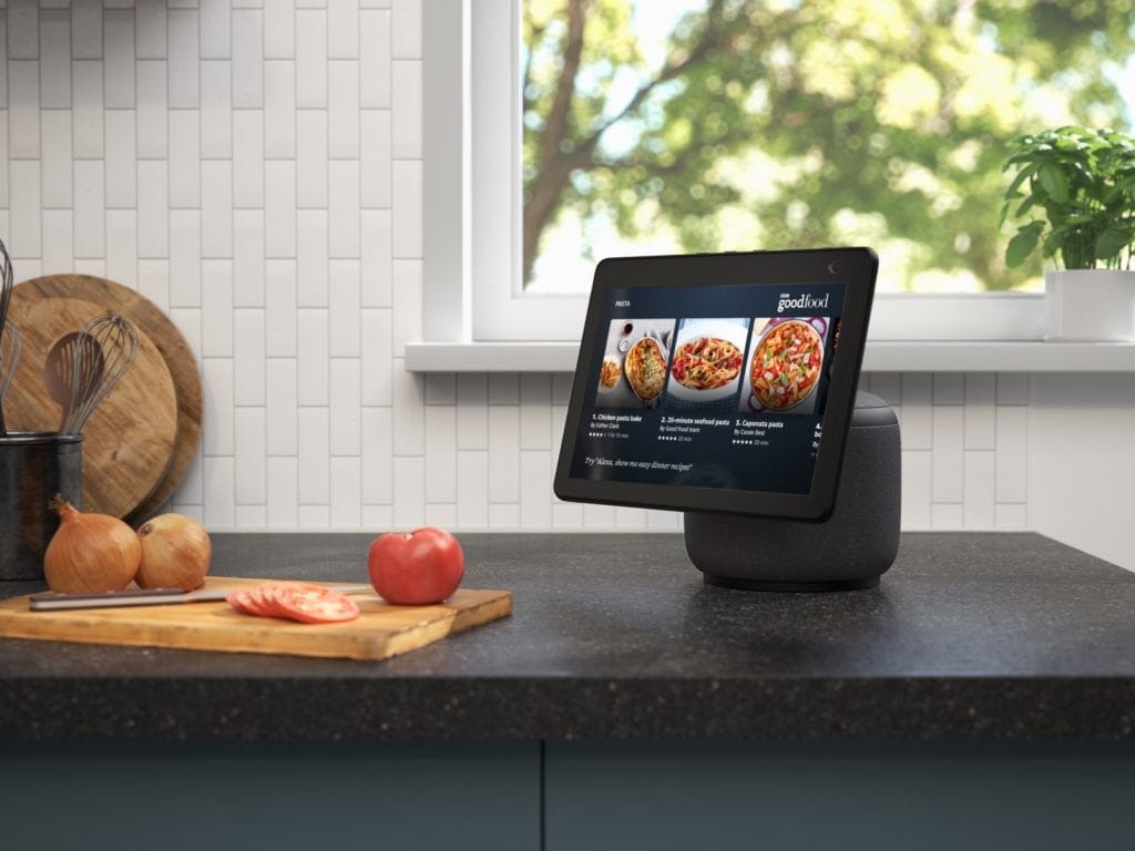 Amazon Echo goes spherical – New, improved speakers vs 2019 models and auto-tracking Echo Show 10 5 echo show 10 lifestyle 2 1024x768 1