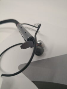 1MORE E1001BT Triple Driver BT Headphones 8