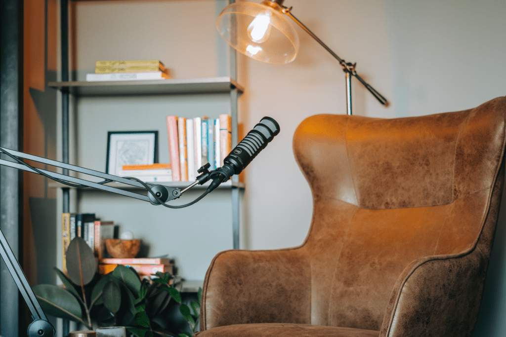 512 Audio Announces Limelight & Skylight XLC Microphones for Creators, Priced at £189.99 3 512 Limited Lifestyle2704 Export 2.2 1024x683 1