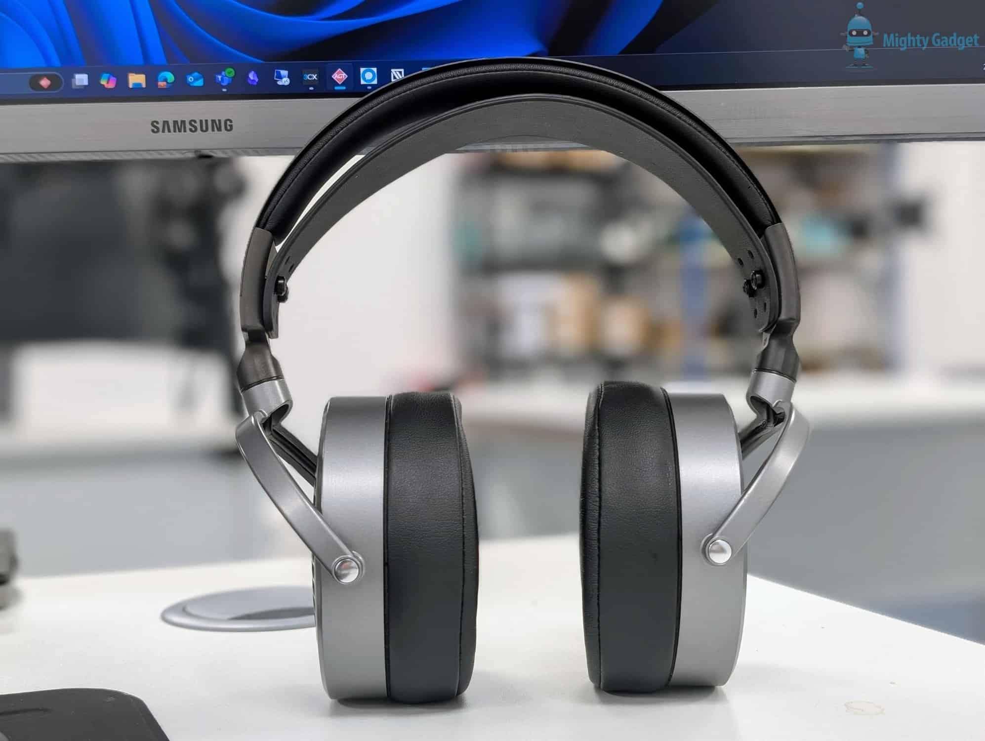 Audeze MH100 Review by Mighty Gadget 2 1