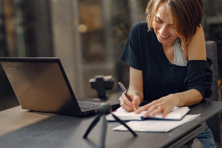 Tips for setting up a new business and working from home