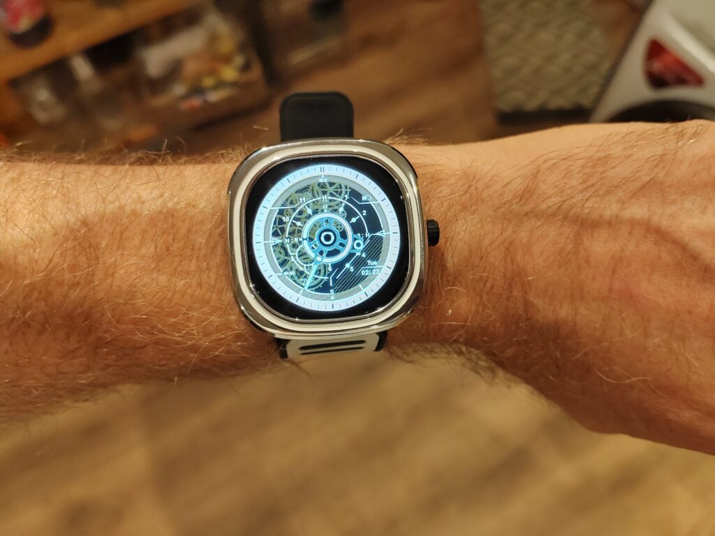 Doogee D11 Sport SmartWatch: A punk aesthetic watch like never before 5 Doogee D11 Sport SmartWatch2 1024x768 1