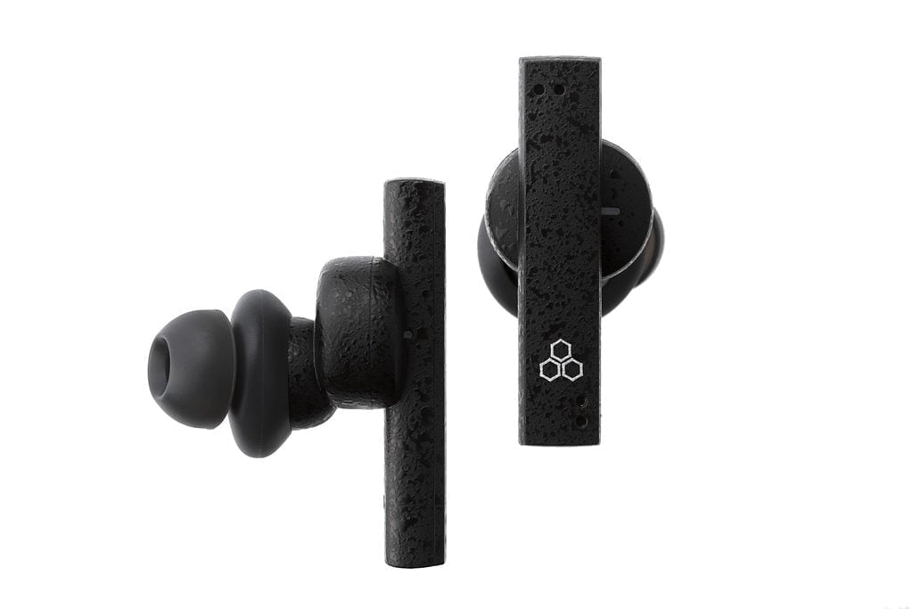 Final ZE8000 Earphones Launched for £299/€329/$349: Features ANC, aptX Adaptive and 8K Sound Technology 7 Final ZE8000 Black on White 7 1024x683 1