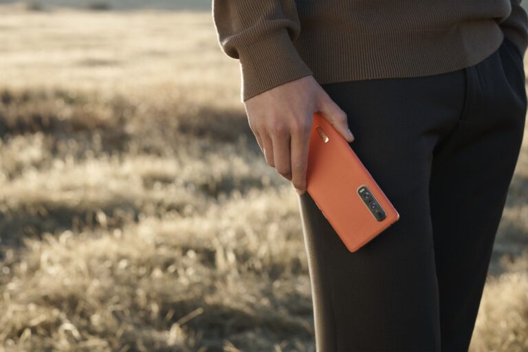 Oppo Find X2 Series finally available to order. X2 Pro £1,099 – X2 £899 – Neo £599 – Lite £399