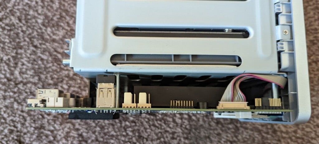 How to upgrade the TerraMaster F4 422 to TrueNas 3 1024x463 1