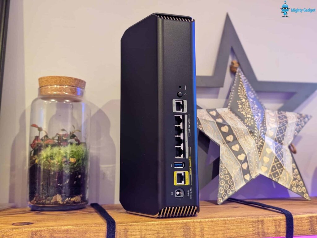 The cheapest multi-gigabit switches (2.5G, 5, & 10Gbps) for 2024 – Affordable 10GbE & 2.5GbE networking 2 Netgear Nighthawk RS700S Review by Mighty Gadget Ports 1