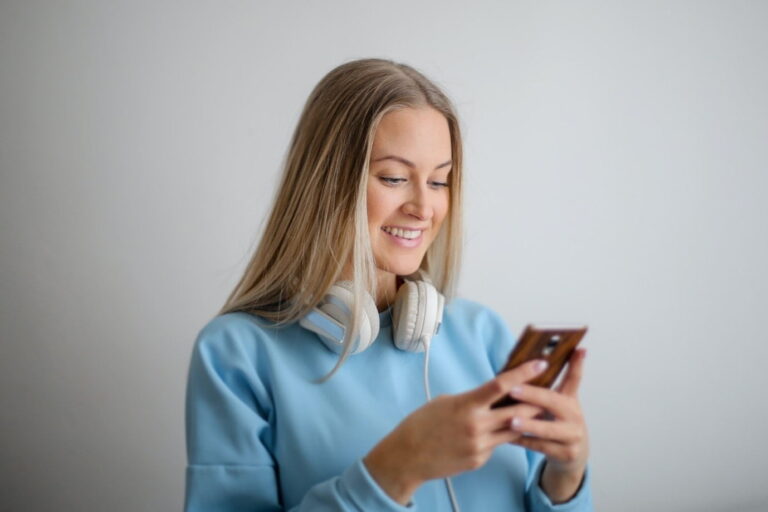 The Advantages Of Joining a Bingo Operator That Offers a Mobile App