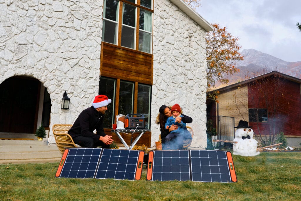Jackery 10th Anniversary Solar Generator 1000 Giveaway & Bundle Sale 2 SG1000 1024x683 1