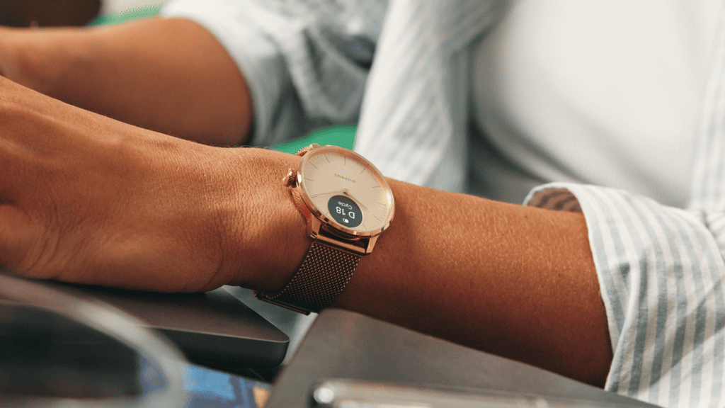 ScanWatch Light Sand rosegold Lifestyle EN 1024x576 1