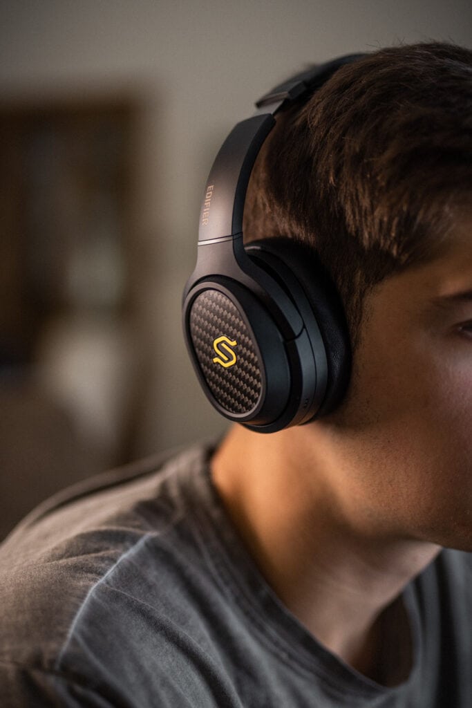Edifier STAX Spirit S3 revives STAX brand with Hi-Fi Bluetooth planar headphones 2 Stax Spirit 006 683x1024 1