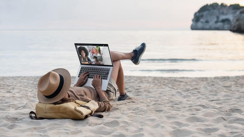 Swift Go Intel lifestyle 03 1024x576 1