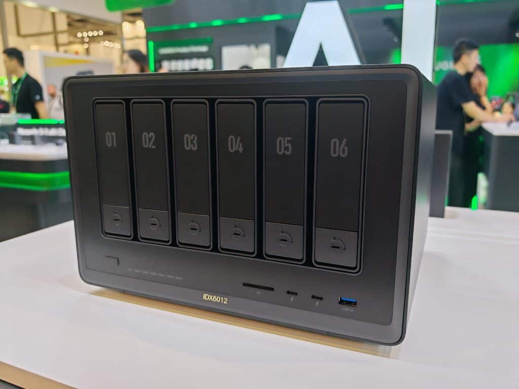 Ugreen Unveils AI-Powered NAS Concept at IFA 2024 with NASync IDX6011 and IDX6012 models 3 Ugreen IDX6012 1 1024x768 1
