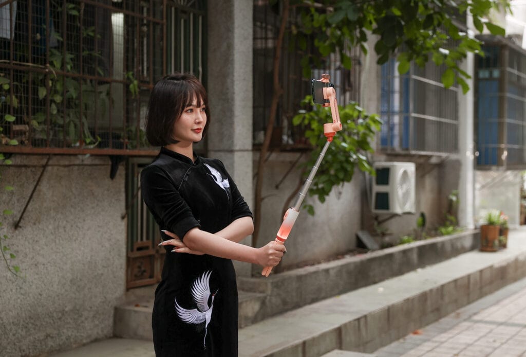 Zhiyun Smooth X2 selfie 1024x694 1