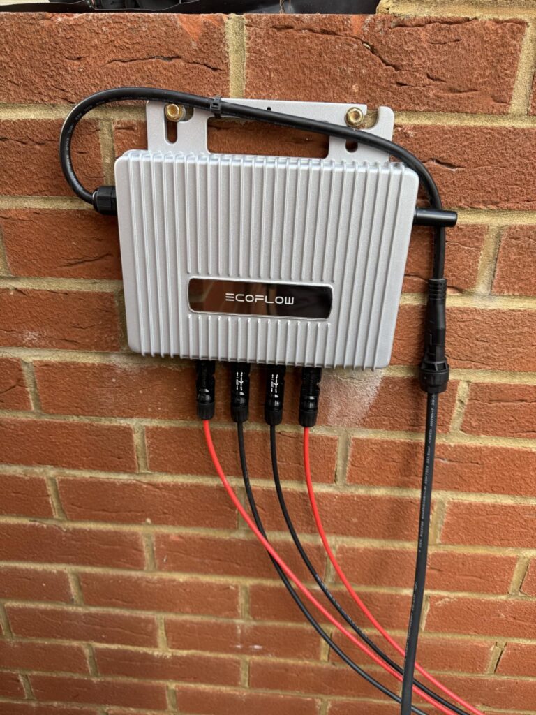 Can You Run Solar Panels in Series or Parallel with the EcoFlow Stream Microinverter? 3 ecoflow stream microinverter