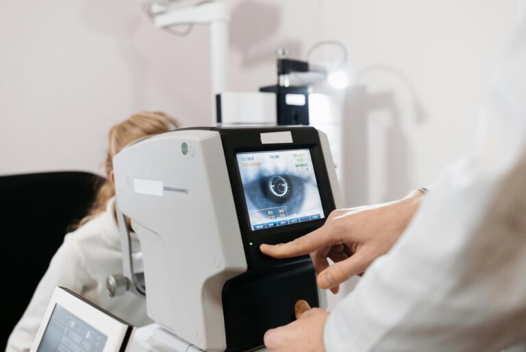 How Technology is Improving Vision and Eye Care 11 How Technology is Improving Vision and Eye Care