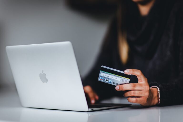 Most common internet scams and how to deal with them 38 Most common internet scams and how to deal with them