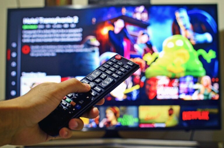 How to Stream Netflix on Fire TV for Endless Bingeing Nights