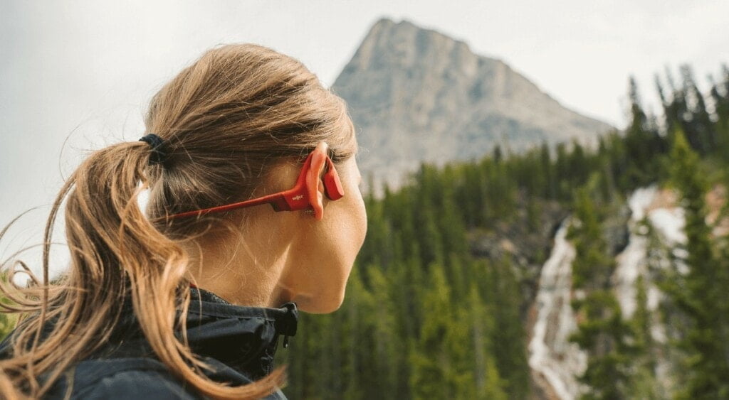Shokz (formerly known as AfterShokz) launches OpenRun – A quick charging version of the Aeropex bone conduction sports headphones 2 openrun outdoor adventure 5 1024x563 1