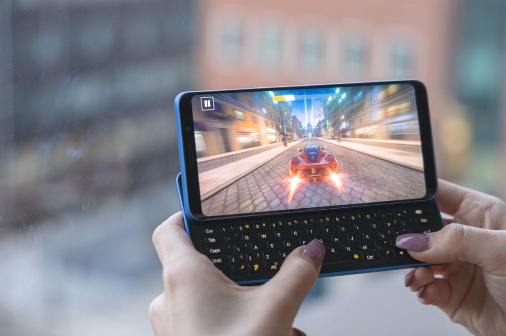 Benefits of a keyboard smartphone in 2020 4 pasted image 0 3 1024x681 1