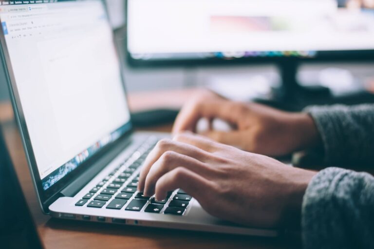 Online Writing Tools for Improving Your Writing Skills