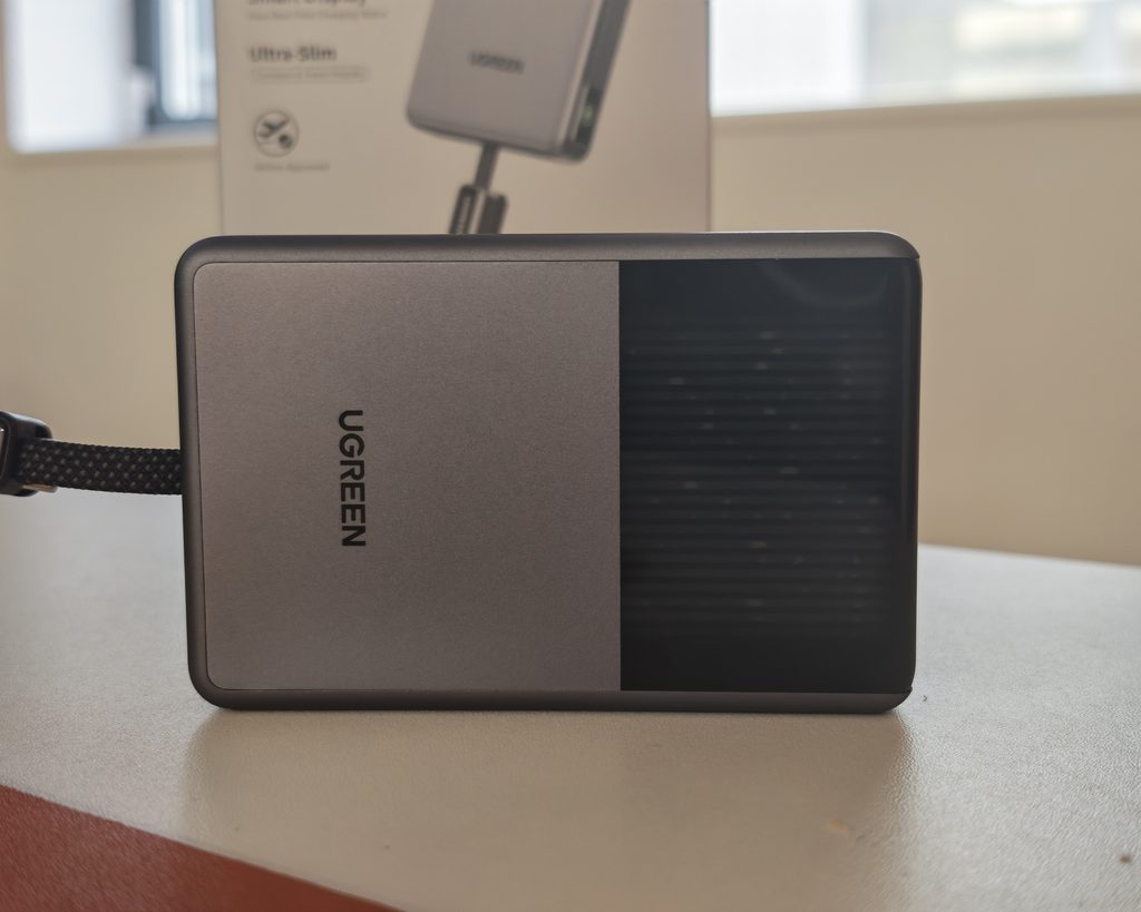 2026 UGREEN MagFlow Pro Magnetic Power Bank 25W Design 4